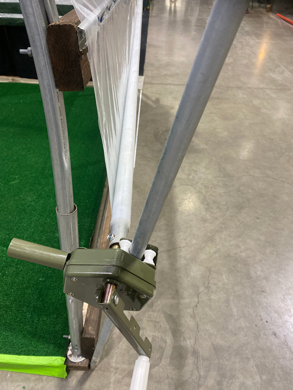 Manual Side Roll-Up Ventilation Kit