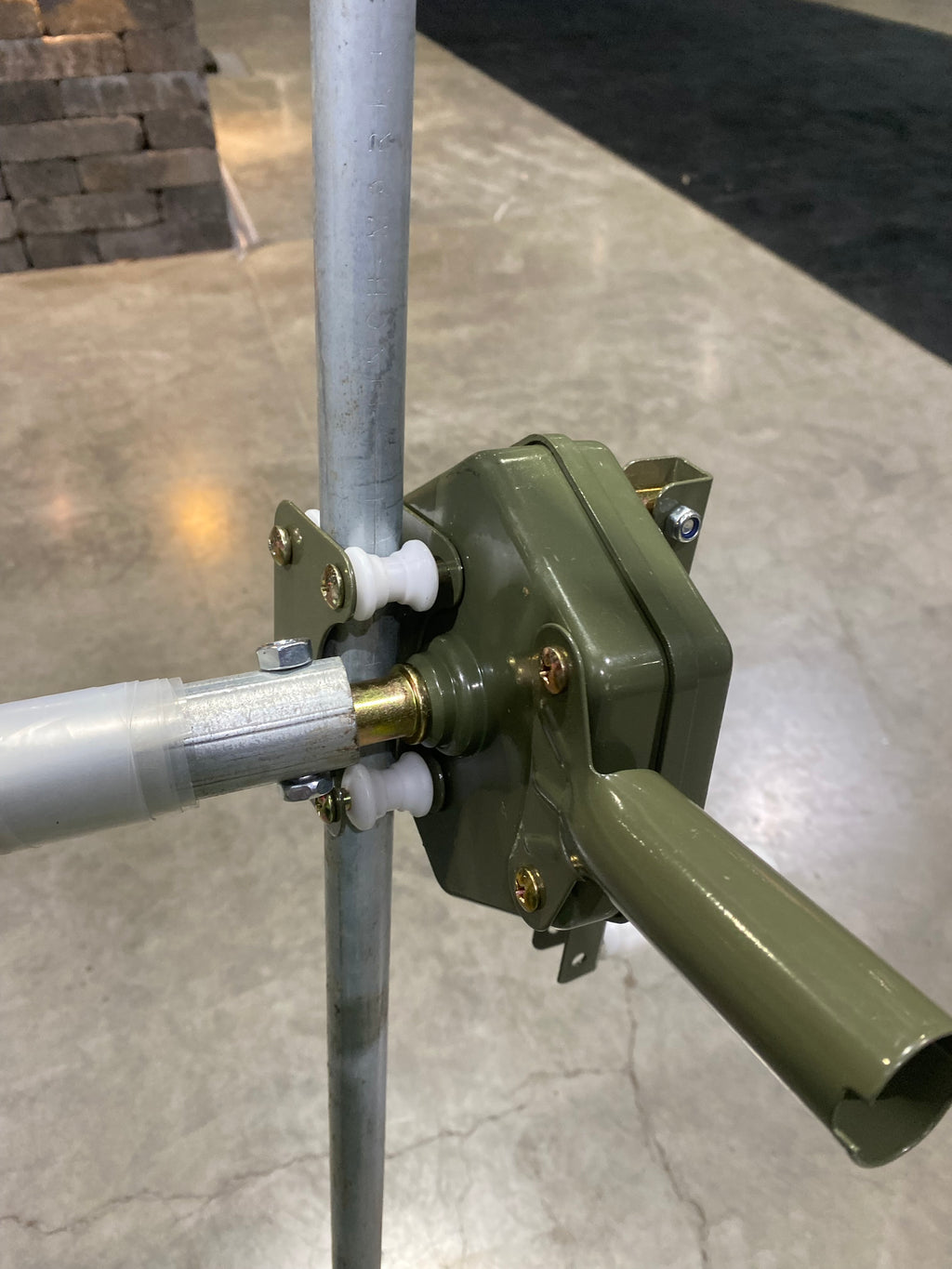 Manual Side Roll-Up Ventilation Kit